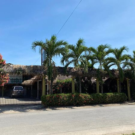 Mauras Tropical Mini Hostel & Tours Paquera Exterior photo