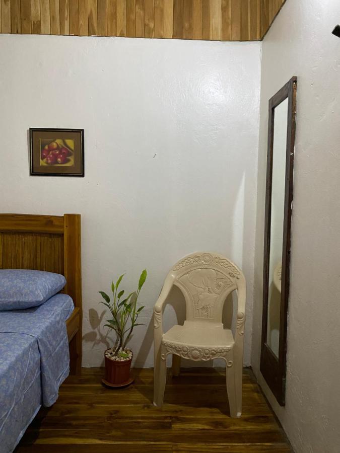 Mauras Tropical Mini Hostel & Tours Paquera Exterior photo